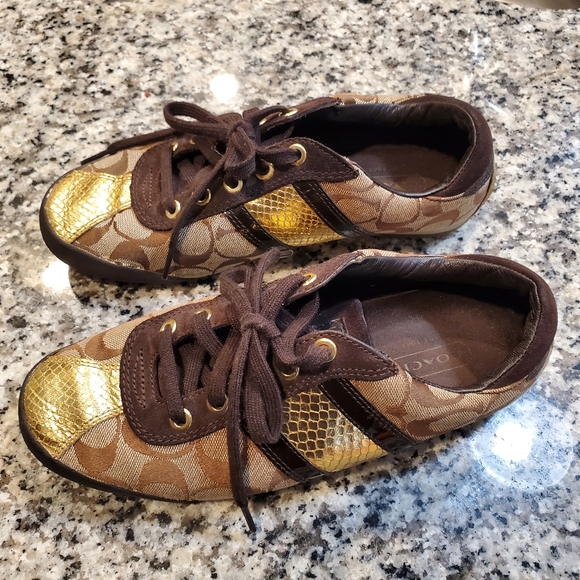 Coach Meagan Signature Logo Sneakers - Picture 3 of 9